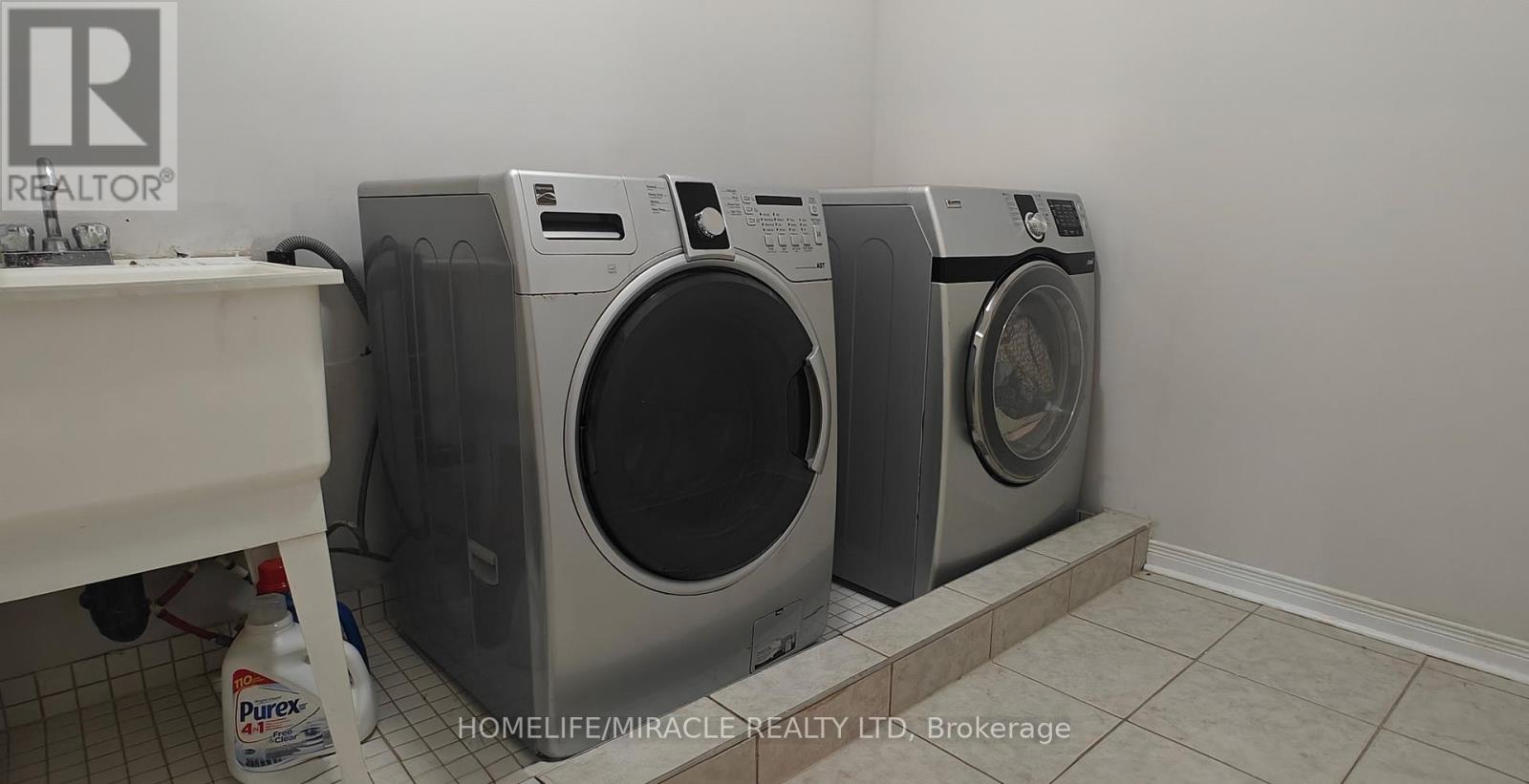 6 September Place, Brampton, Ontario  L6R 0L8 - Photo 16 - W12430814