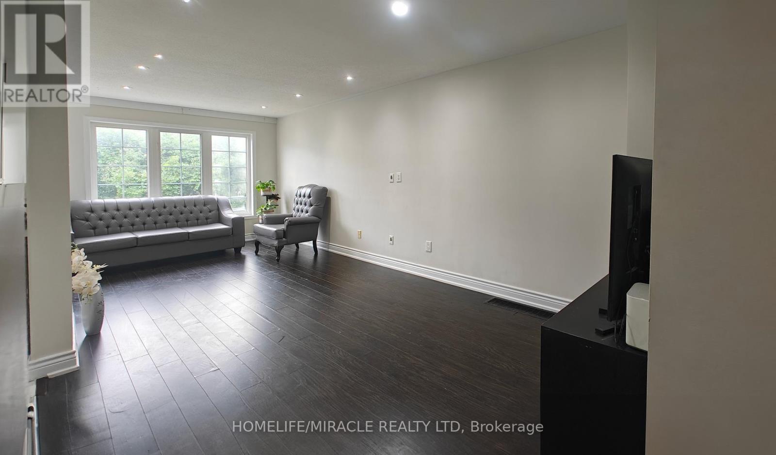 6 September Place, Brampton, Ontario  L6R 0L8 - Photo 35 - W12430814
