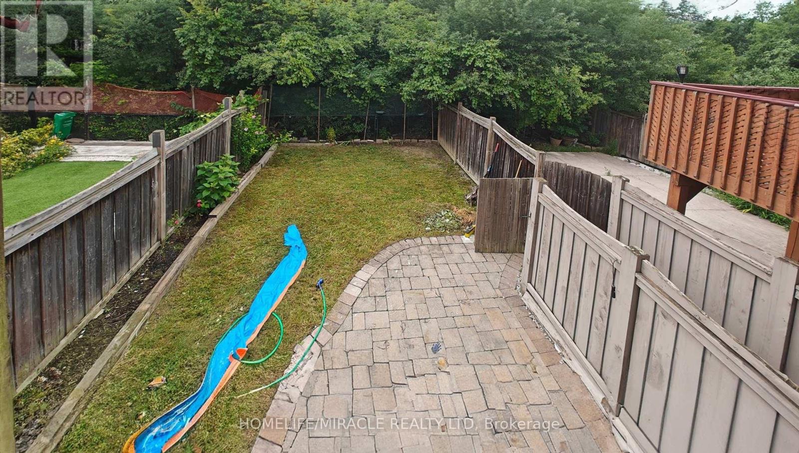 6 September Place, Brampton, Ontario  L6R 0L8 - Photo 6 - W12430814