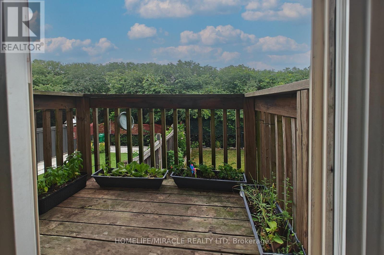 6 September Place, Brampton, Ontario  L6R 0L8 - Photo 7 - W12430814