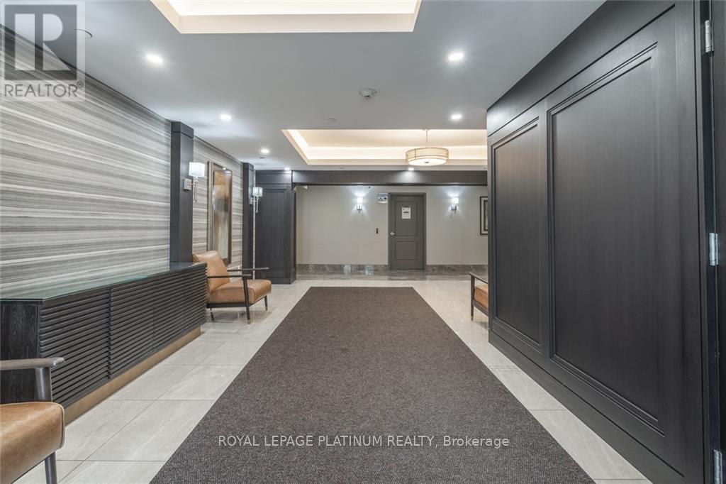 233 - 125 Shoreview Place, Hamilton, Ontario  L8E 0K3 - Photo 2 - X12430806