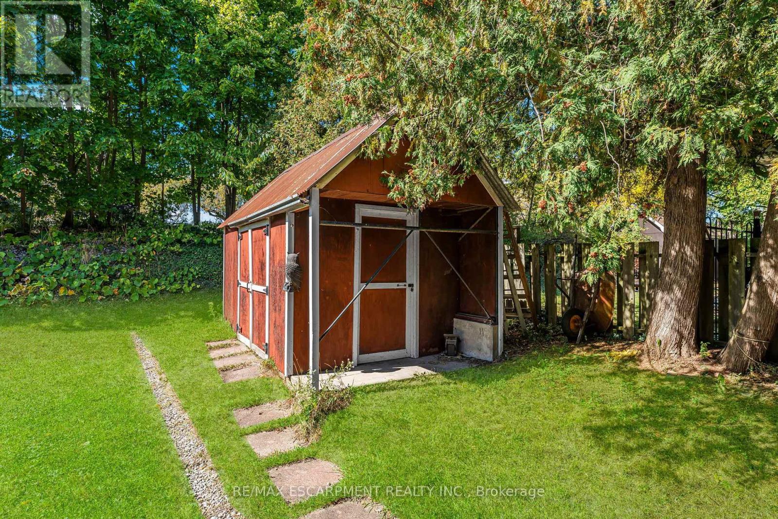 21 First Avenue, Welland, Ontario  L3C 1X7 - Photo 30 - X12430810