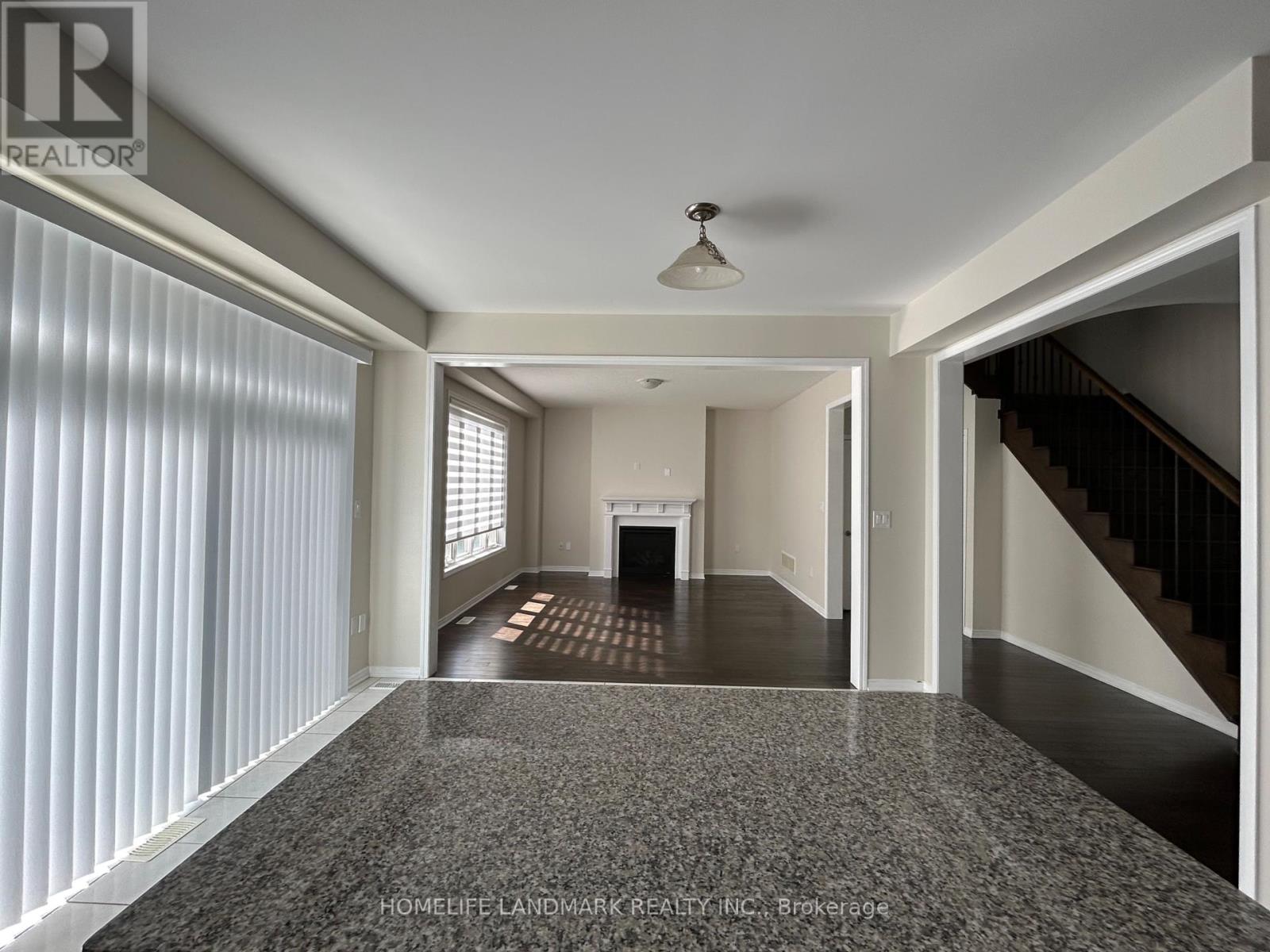 97 Cactus Crescent, Hamilton, Ontario  L8J 0M3 - Photo 4 - X12430812