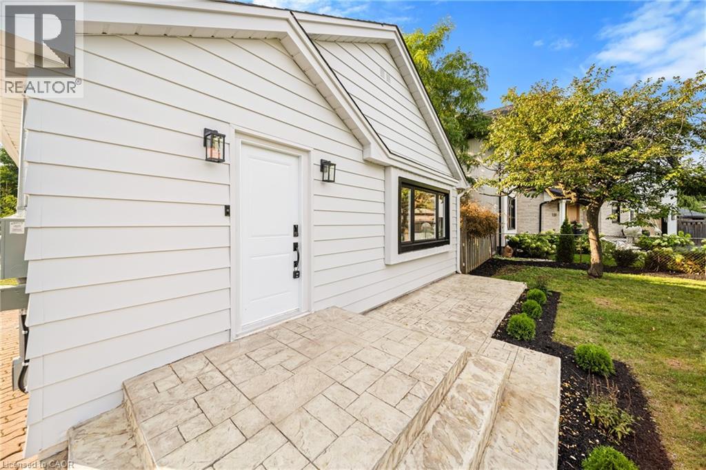 133 Inglewood Drive, Oakville, Ontario  L6K 1W8 - Photo 6 - 40773438