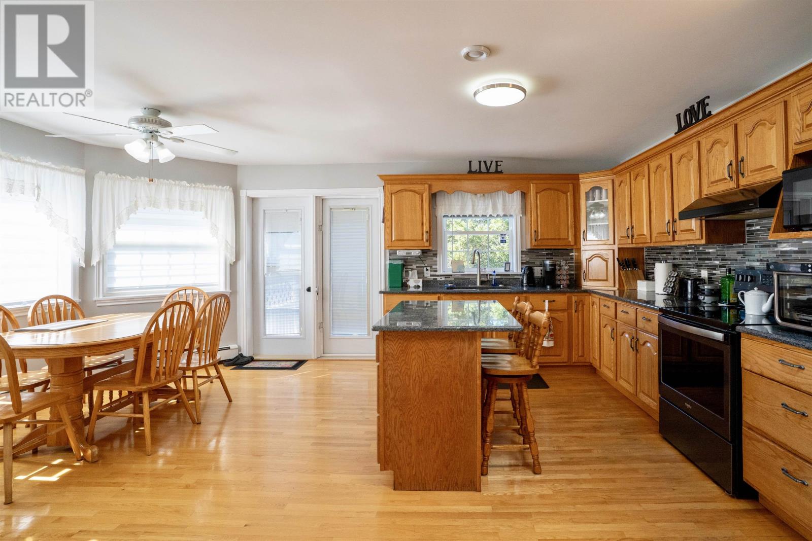 13196 St Peters Road, Tenmile House, Prince Edward Island  C0A 1T0 - Photo 8 - 202524510