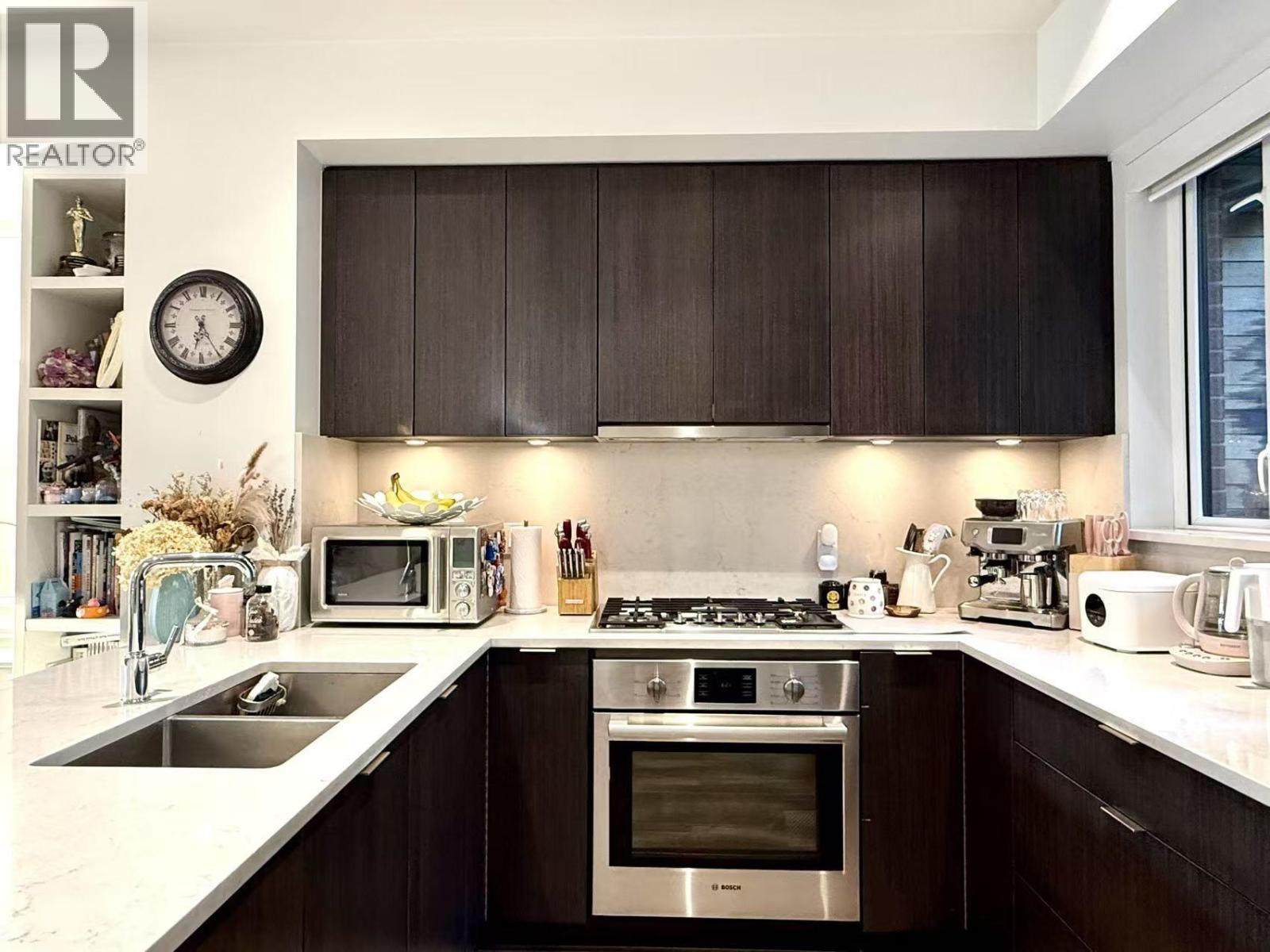 5432 Oak Street, Vancouver, British Columbia  V6M 2V6 - Photo 5 - R3052763