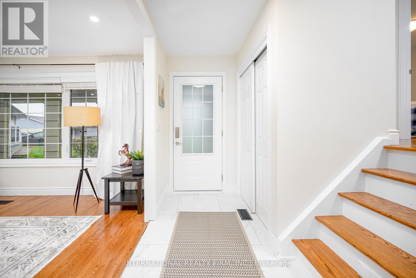 55 Oriole Court, Oshawa, Ontario  L1H 6Y4 - Photo 11 - E12430822