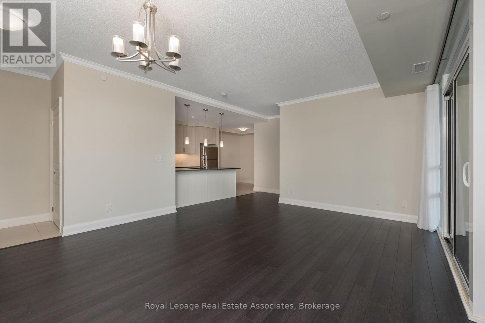 403 - 50 Hall Road, Halton Hills (Georgetown), Ontario  L7G 5G5 - Photo 11 - W12430819