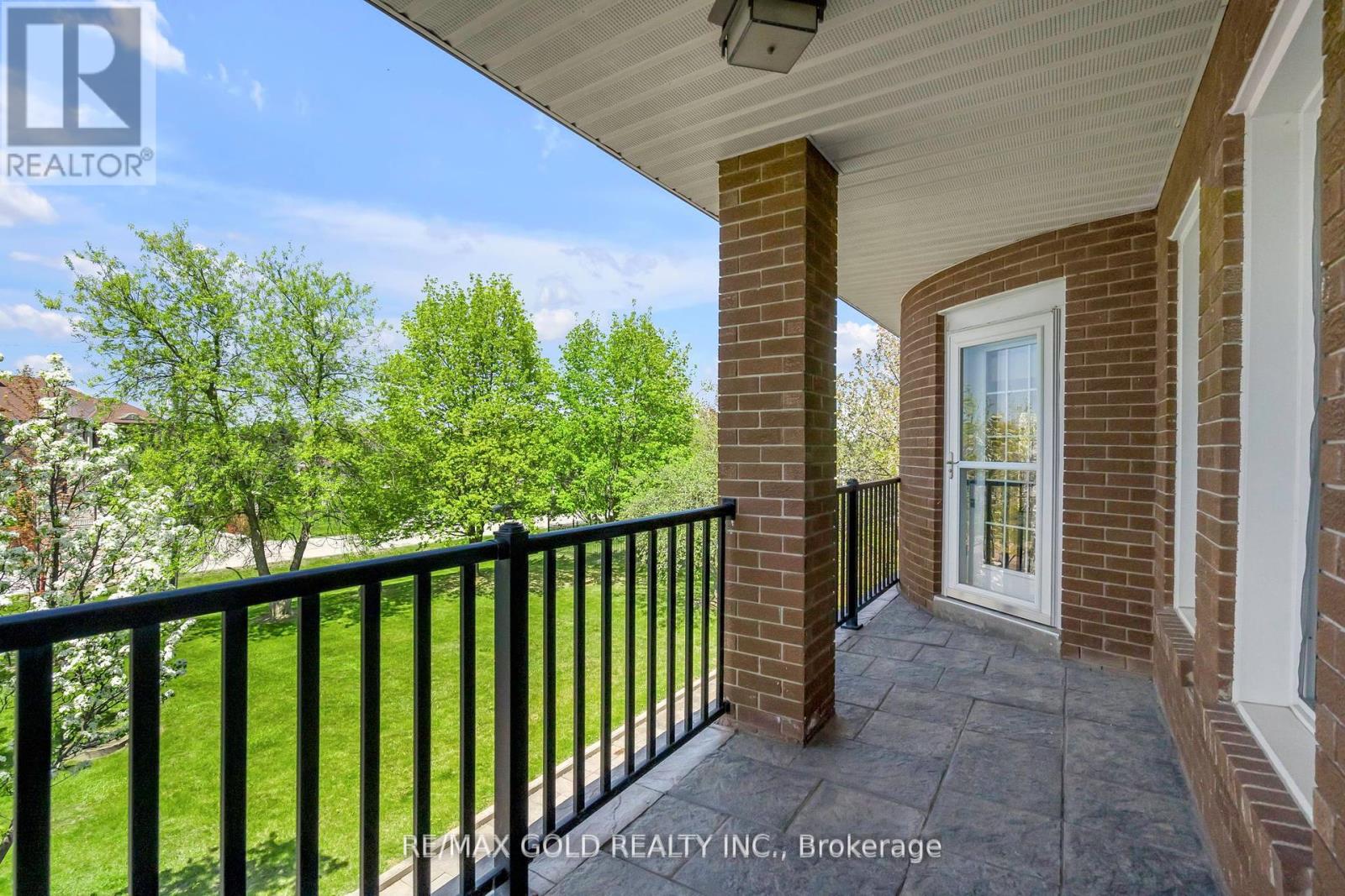 22 Tortoise Court, Brampton, Ontario  L6P 0A1 - Photo 41 - W12430824