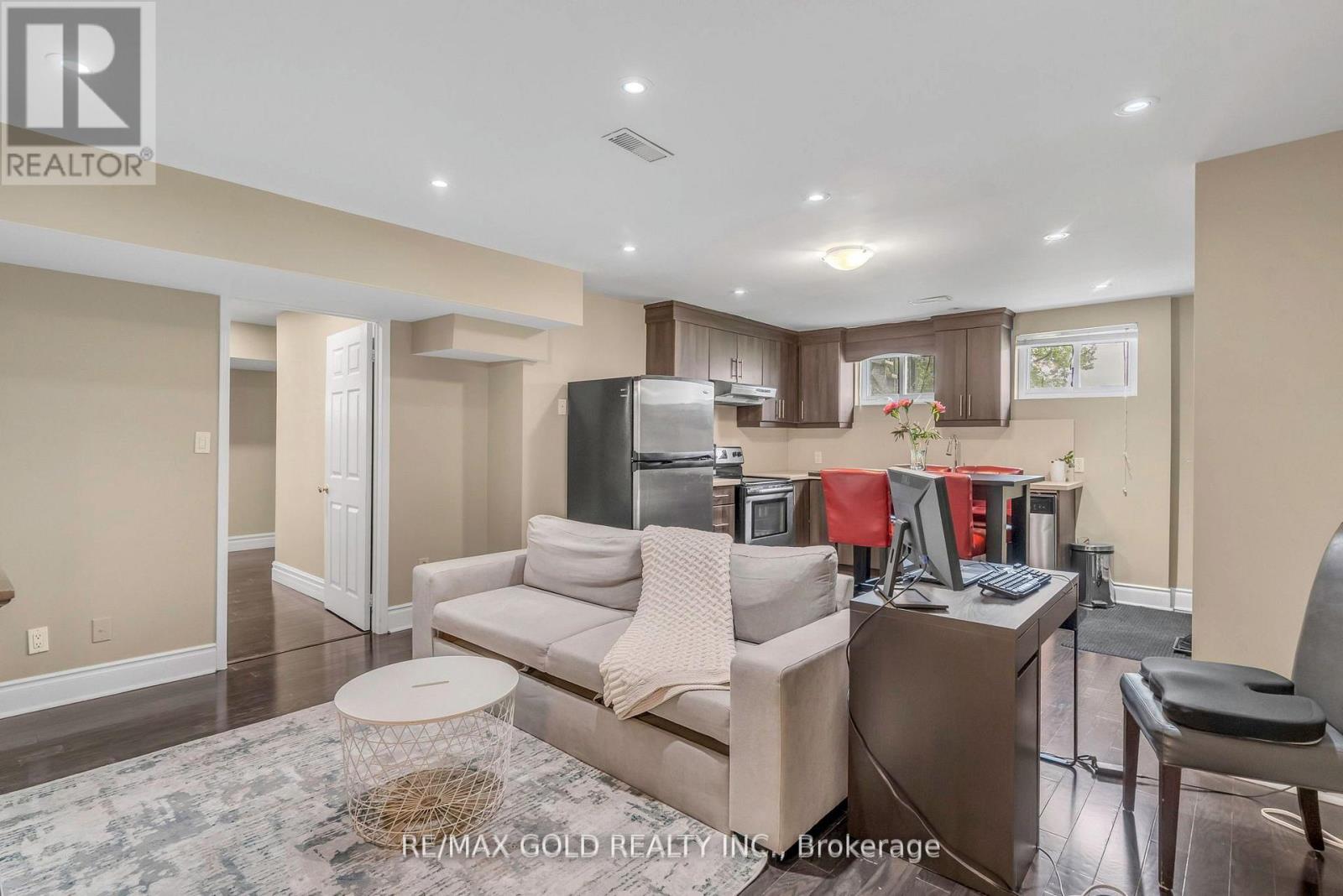 22 Tortoise Court, Brampton, Ontario  L6P 0A1 - Photo 47 - W12430824