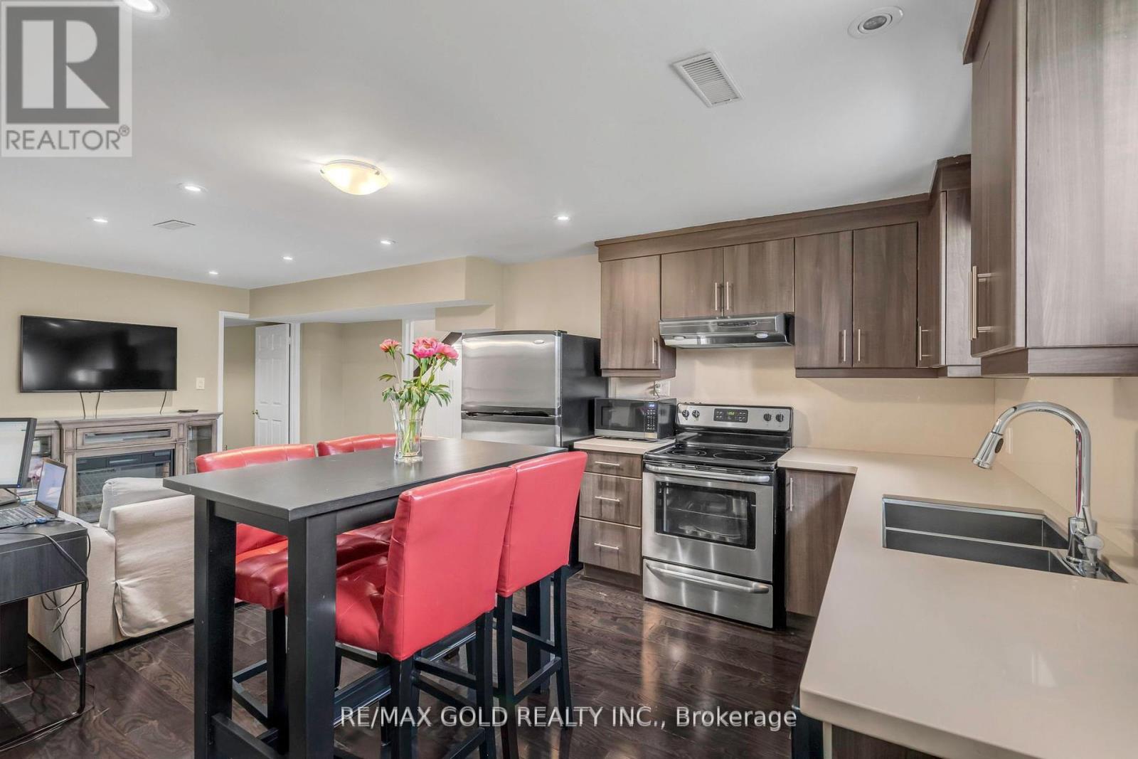 22 Tortoise Court, Brampton, Ontario  L6P 0A1 - Photo 48 - W12430824