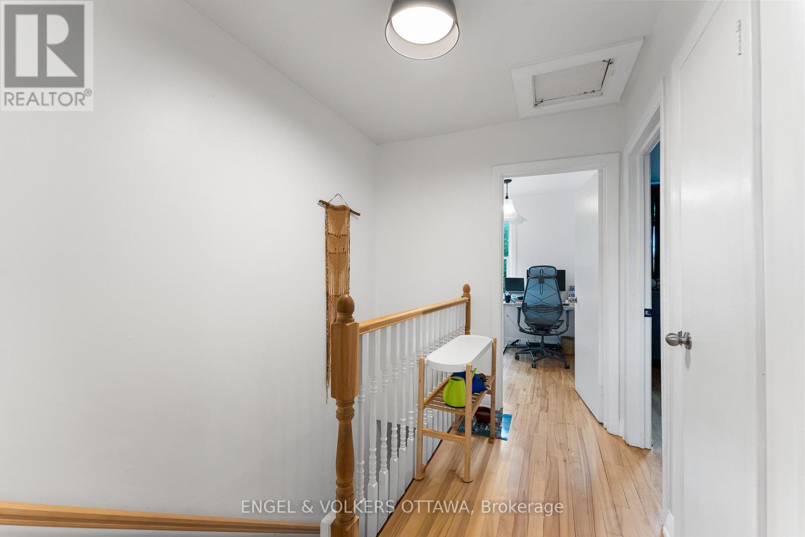 1236 Summerville Avenue, Ottawa, Ontario  K1Z 8G5 - Photo 12 - X12430842
