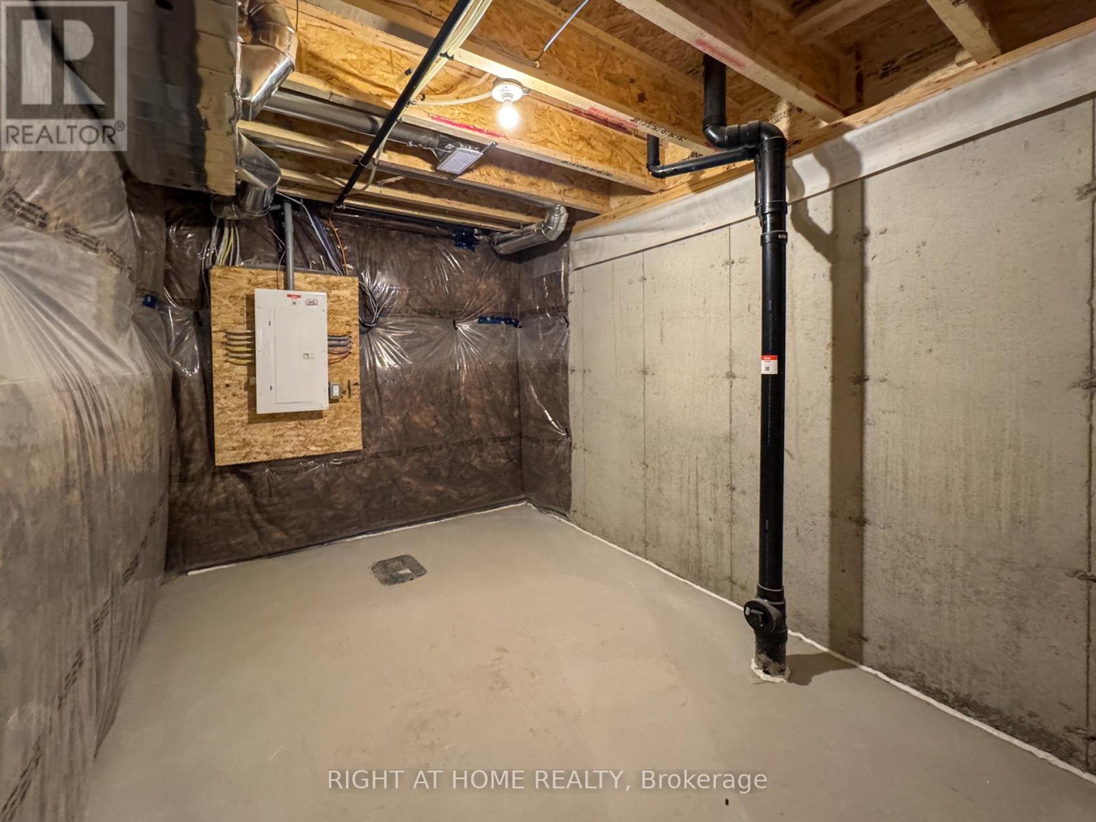 79 Brighton Lane, Thorold (Rolling Meadows), Ontario  L2V 0N8 - Photo 22 - X12430827