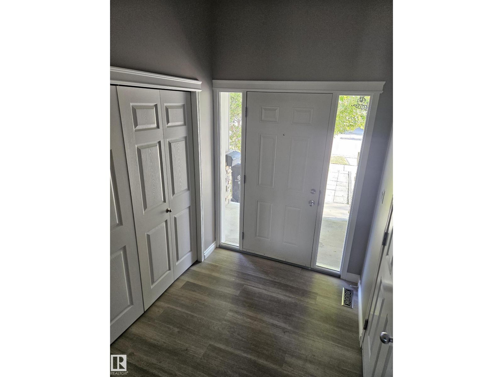 34 Calvert Wd, Fort Saskatchewan, Alberta  T8L 0C3 - Photo 3 - E4459773