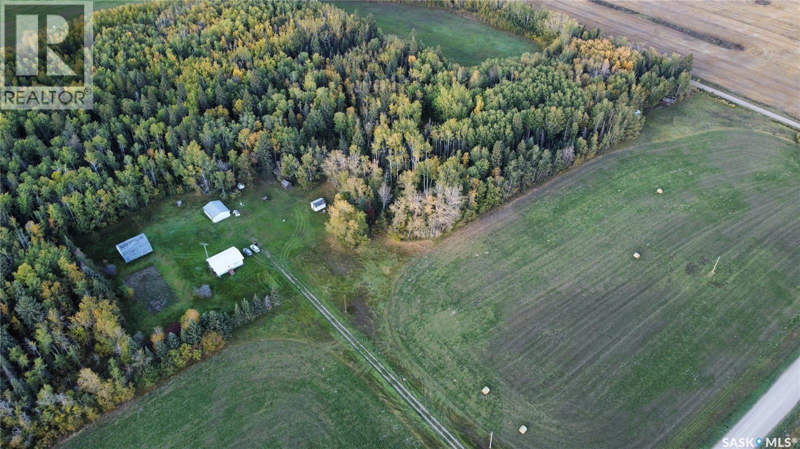 Brown Acreage, Torch River Rm No. 488, Saskatchewan  S0J 0M0 - Photo 2 - SK019541
