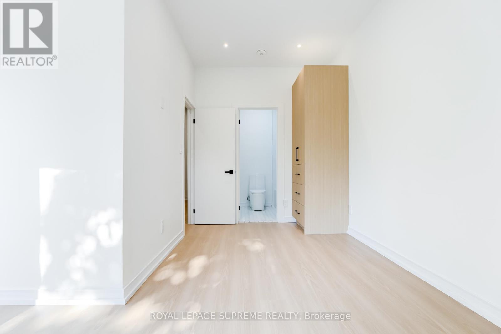 11a Condor Avenue, Toronto, Ontario  M4J 3M5 - Photo 23 - E12430840