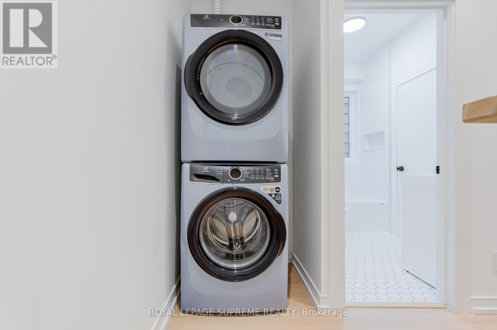 11a Condor Avenue, Toronto, Ontario  M4J 3M5 - Photo 29 - E12430840