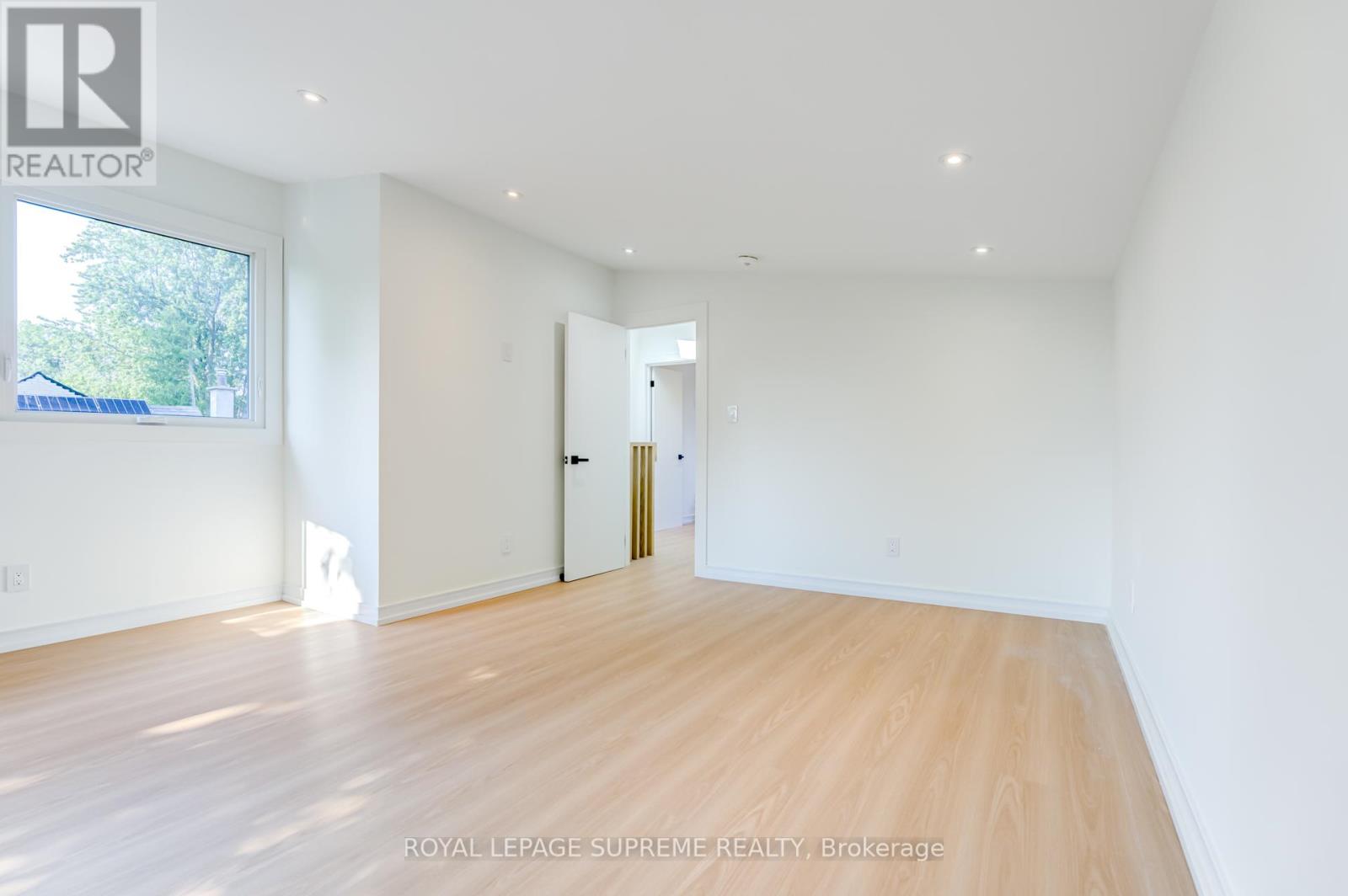 11a Condor Avenue, Toronto, Ontario  M4J 3M5 - Photo 35 - E12430840