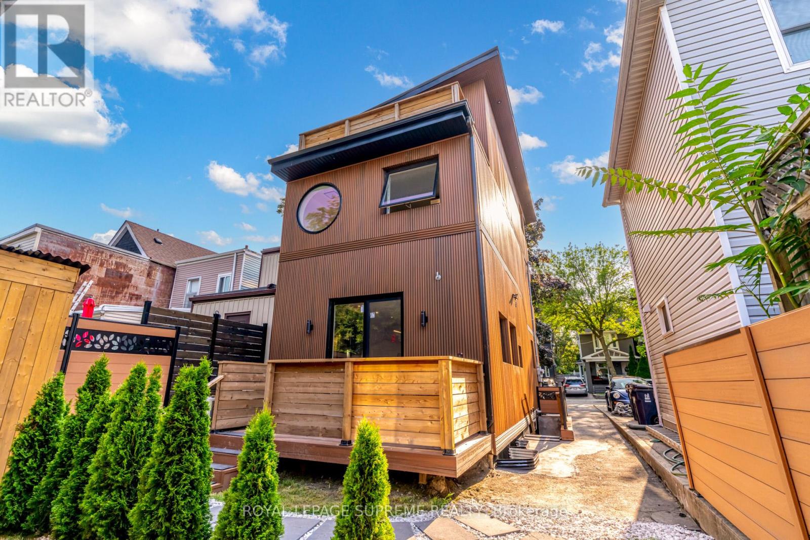 11a Condor Avenue, Toronto, Ontario  M4J 3M5 - Photo 41 - E12430840