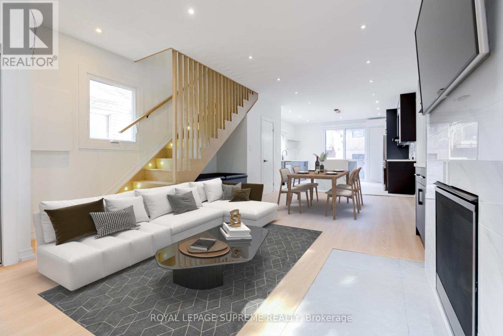 11a Condor Avenue, Toronto, Ontario  M4J 3M5 - Photo 5 - E12430840