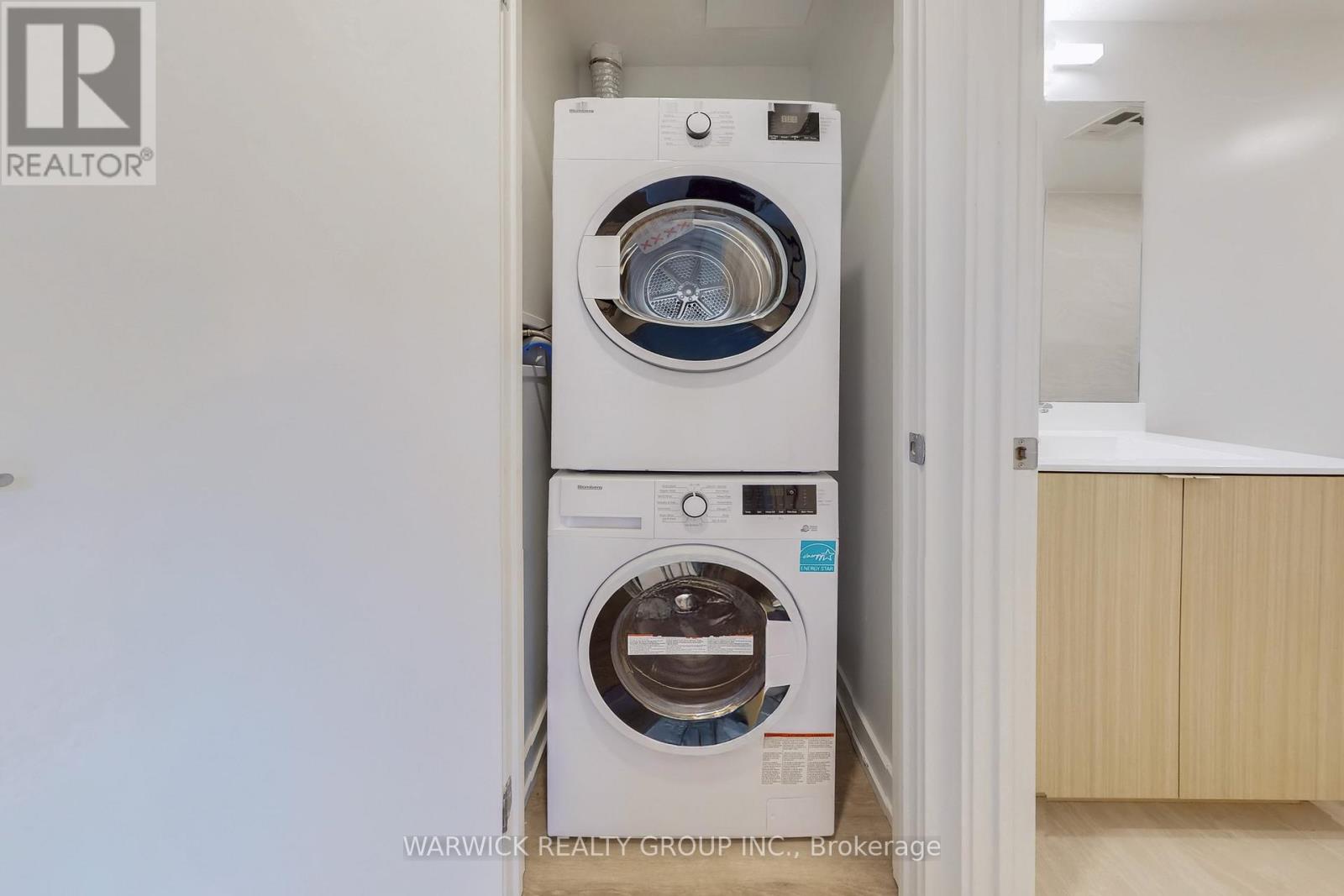 307 - 4365 Bloor Street W, Toronto, Ontario  M9C 1R3 - Photo 9 - W12417175