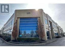 7 - 125 DON HILLOCK DRIVE, Aurora, Ontario