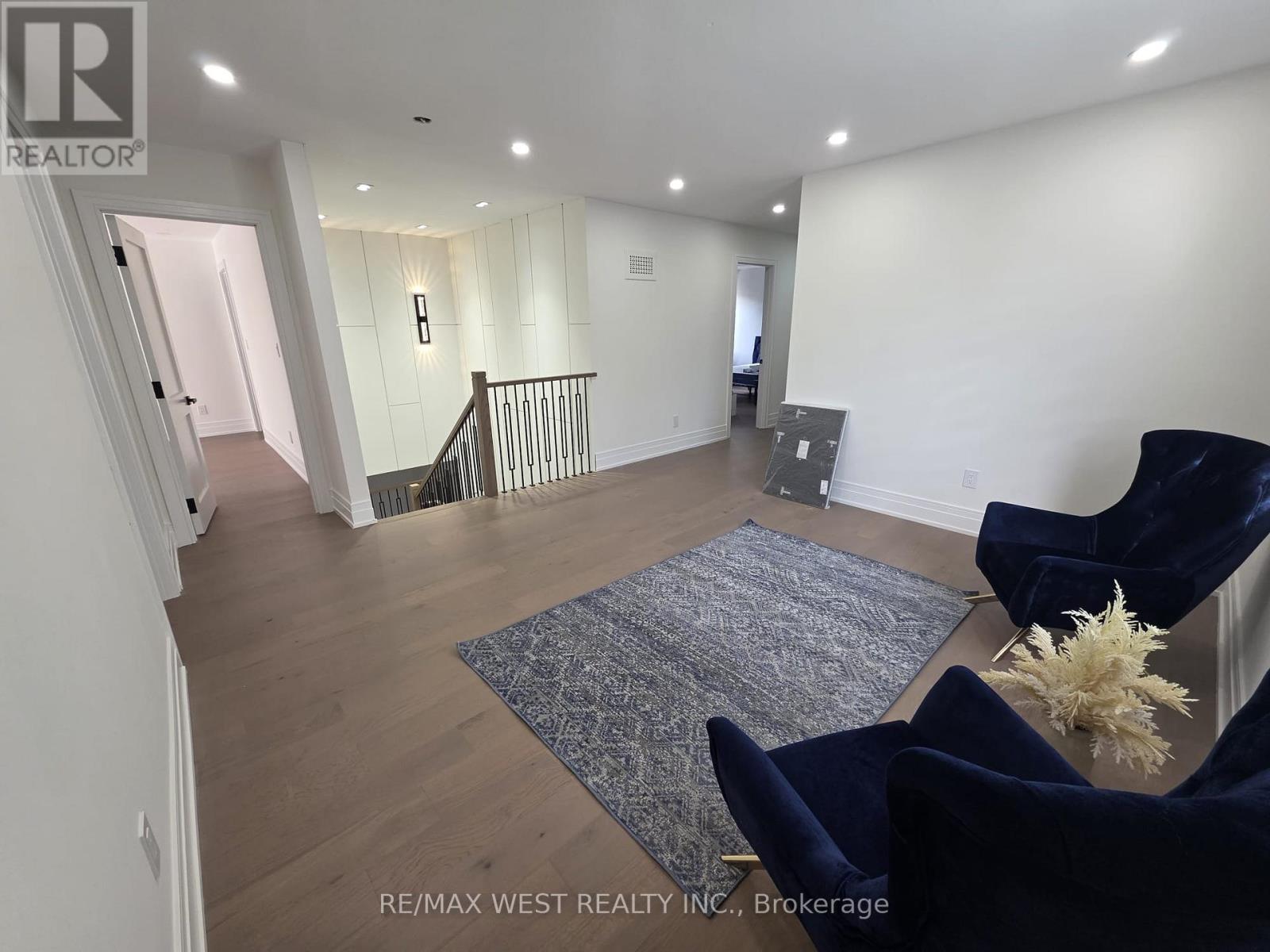 103 Gurnett Street, Aurora (Aurora Village), Ontario  L4G 1P5 - Photo 14 - N12430841