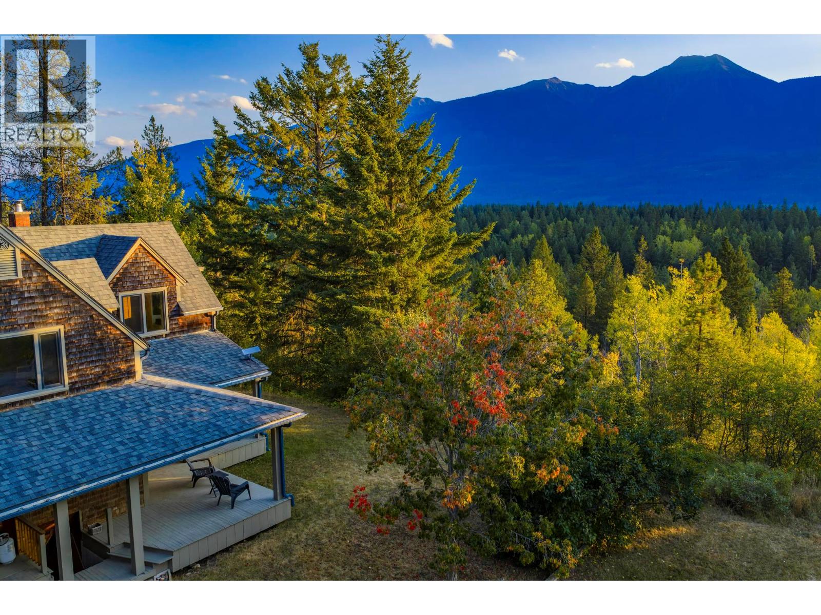 1615 Campbell Road, golden, British Columbia