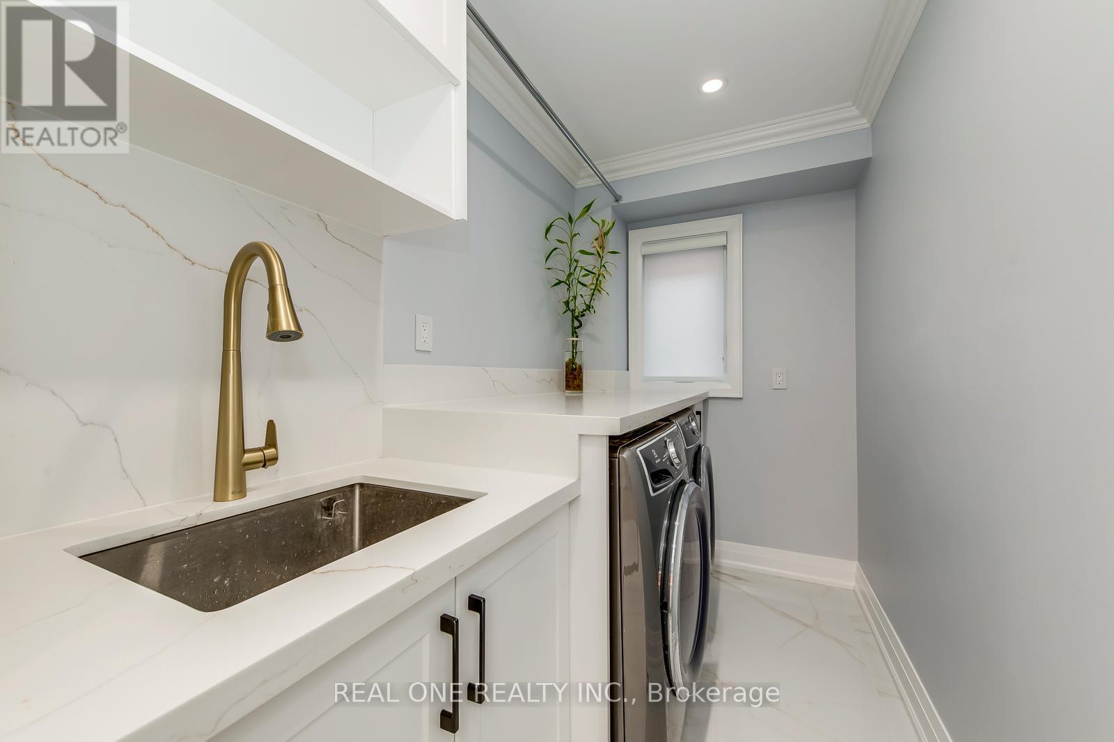 6150 Duford Drive, Mississauga, Ontario  L5V 1A6 - Photo 18 - W12430834