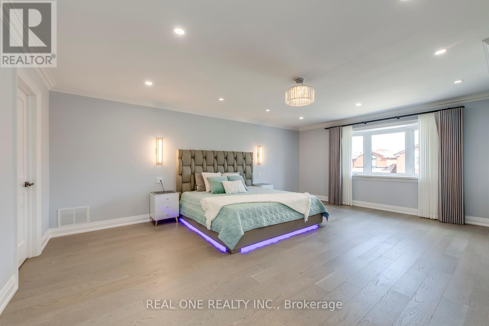 6150 Duford Drive, Mississauga, Ontario  L5V 1A6 - Photo 22 - W12430834
