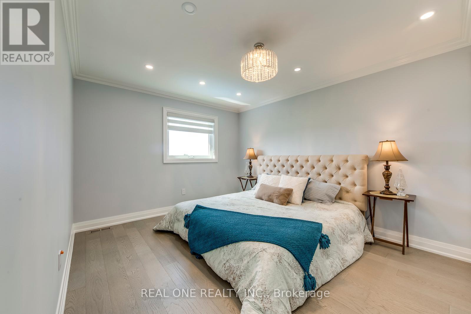 6150 Duford Drive, Mississauga, Ontario  L5V 1A6 - Photo 31 - W12430834