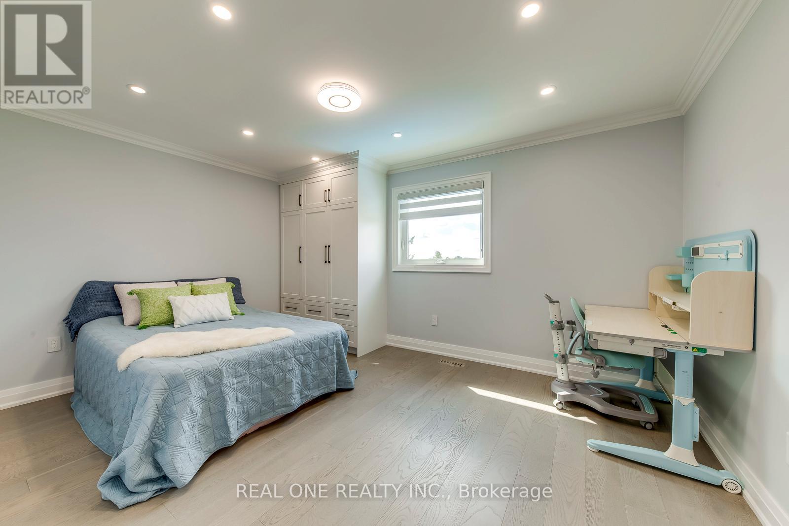 6150 Duford Drive, Mississauga, Ontario  L5V 1A6 - Photo 38 - W12430834