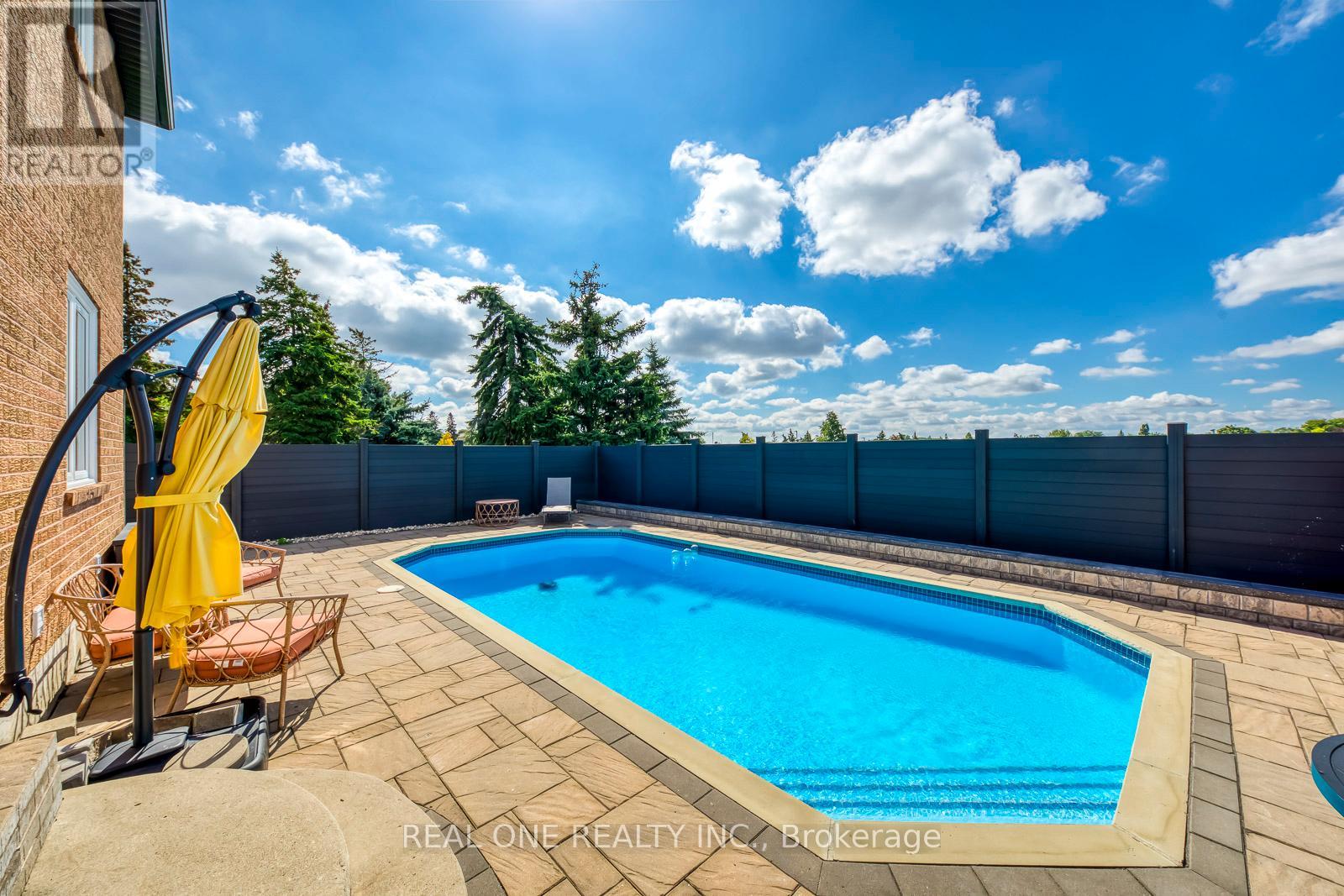 6150 Duford Drive, Mississauga, Ontario  L5V 1A6 - Photo 47 - W12430834