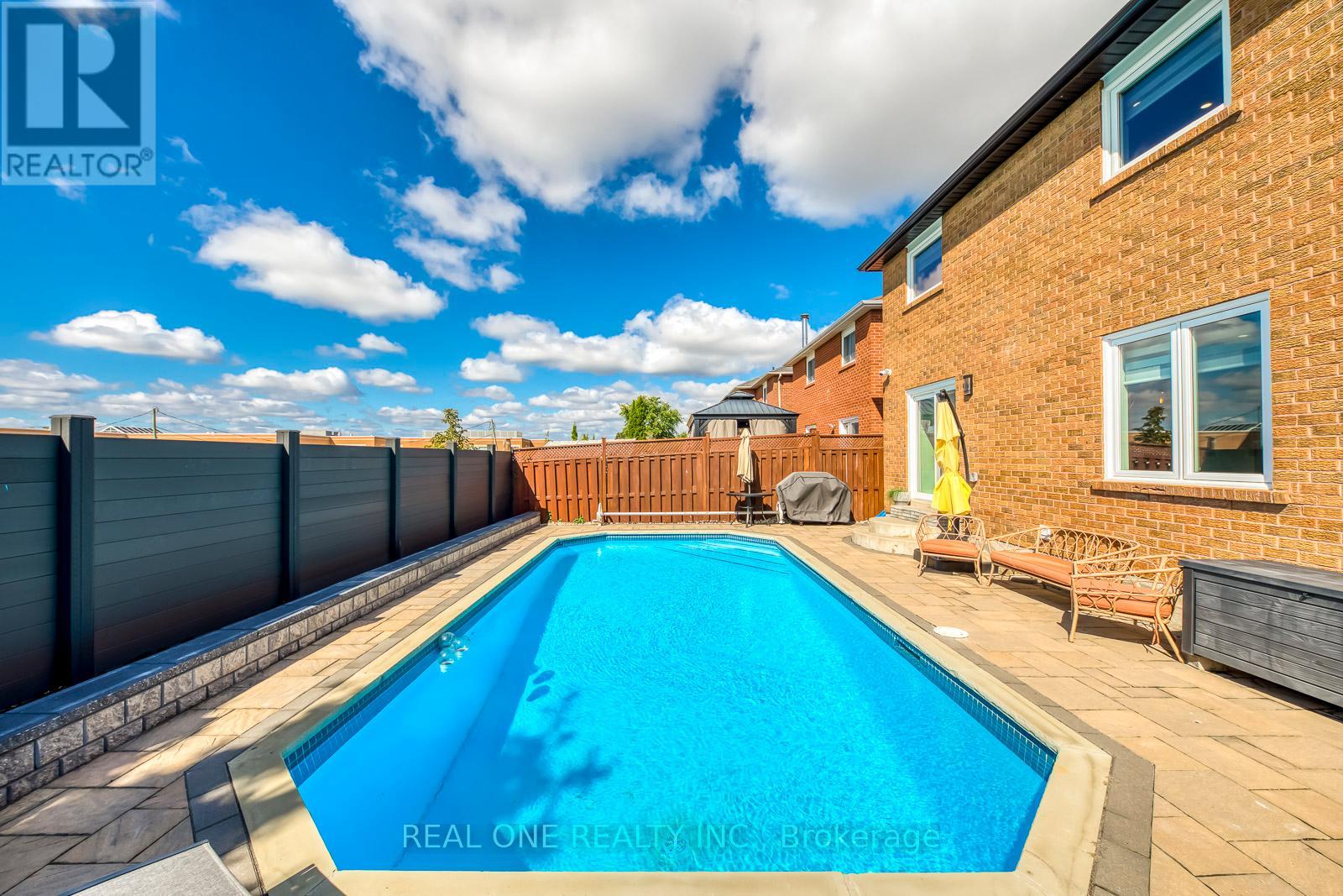 6150 Duford Drive, Mississauga, Ontario  L5V 1A6 - Photo 49 - W12430834