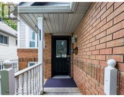 425 ELMWOOD COURT, Oshawa, Ontario