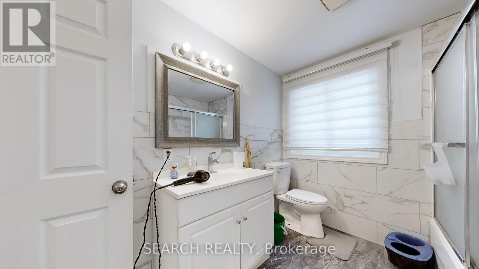 152 Weber Street N, Waterloo, Ontario  N2J 3H1 - Photo 24 - X12427458