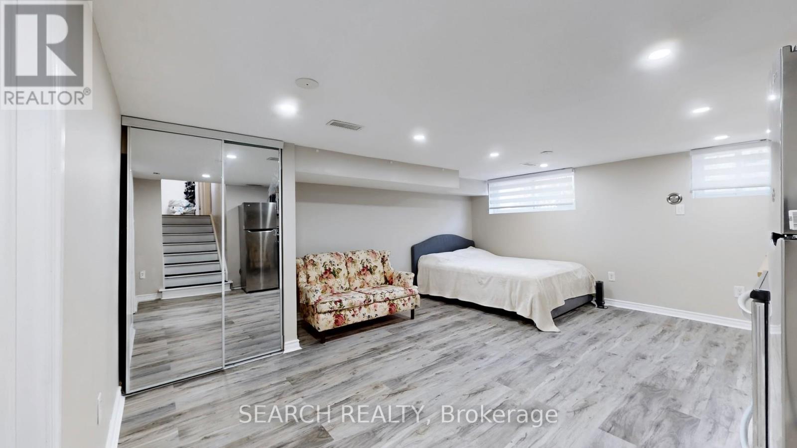 152 Weber Street N, Waterloo, Ontario  N2J 3H1 - Photo 32 - X12427458