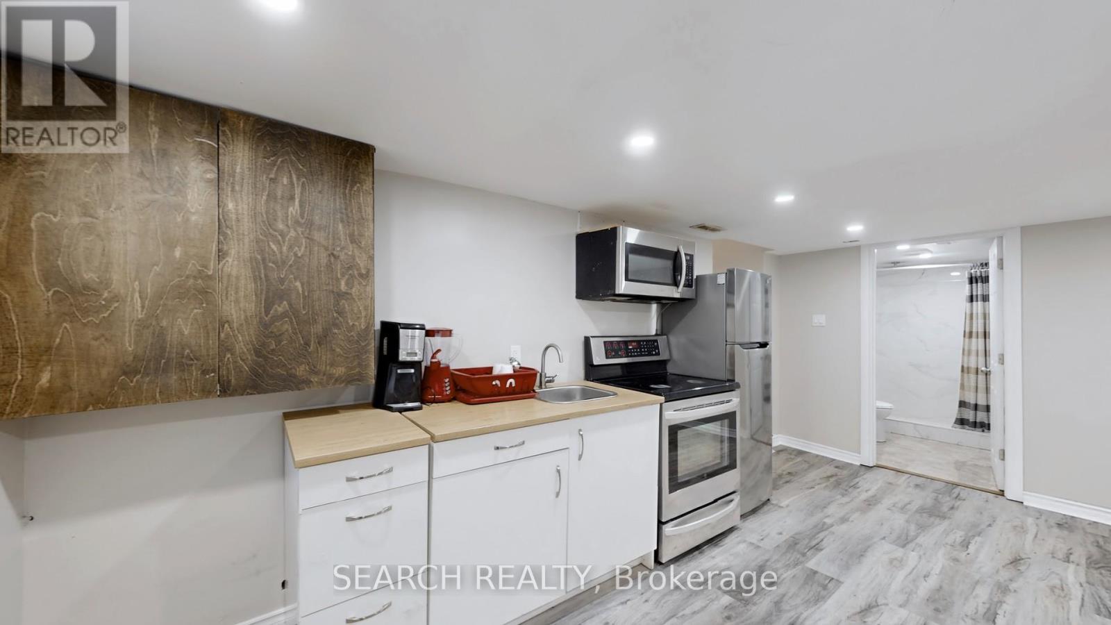 152 Weber Street N, Waterloo, Ontario  N2J 3H1 - Photo 33 - X12427458