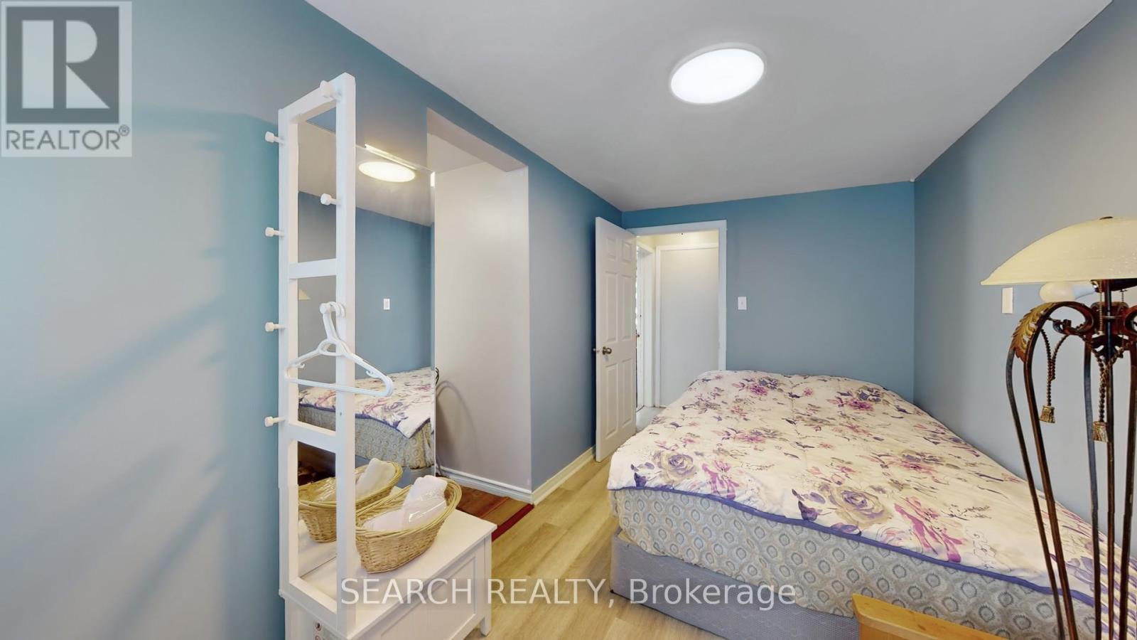 152 Weber Street N, Waterloo, Ontario  N2J 3H1 - Photo 43 - X12427458