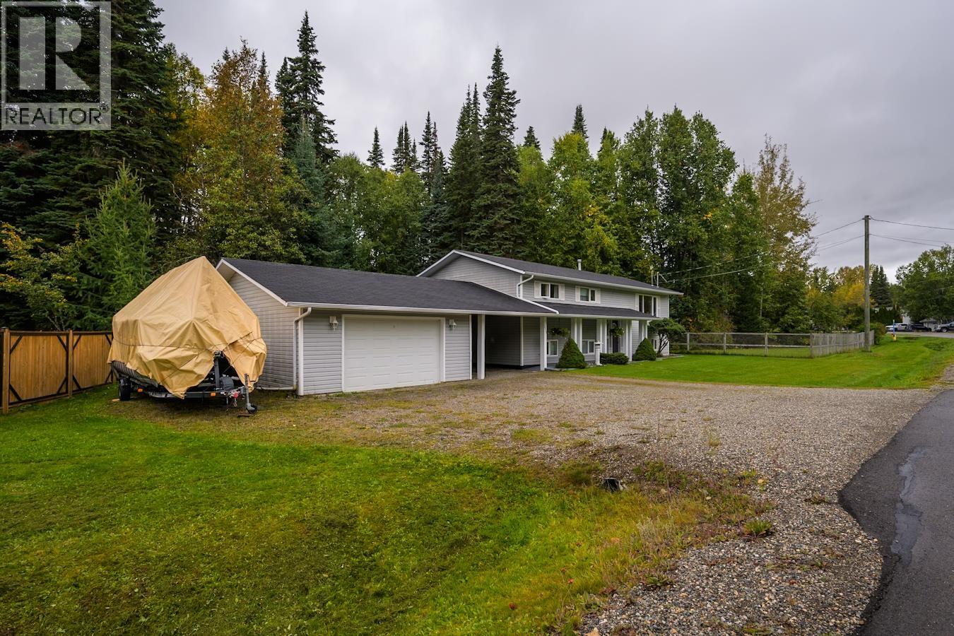 7475 Pearl Drive, Prince George, British Columbia  V2K 4K3 - Photo 3 - R3052538