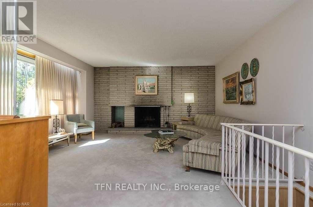 5950 Corwin Avenue, Niagara Falls (Dorchester), Ontario  L2G 5L2 - Photo 5 - X12430849