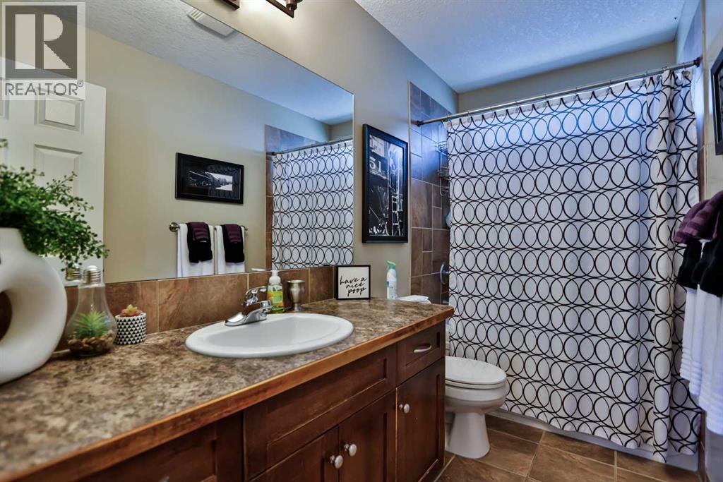 125 Couleesprings Way S, Lethbridge, Alberta  T1K 5C5 - Photo 12 - A2248304