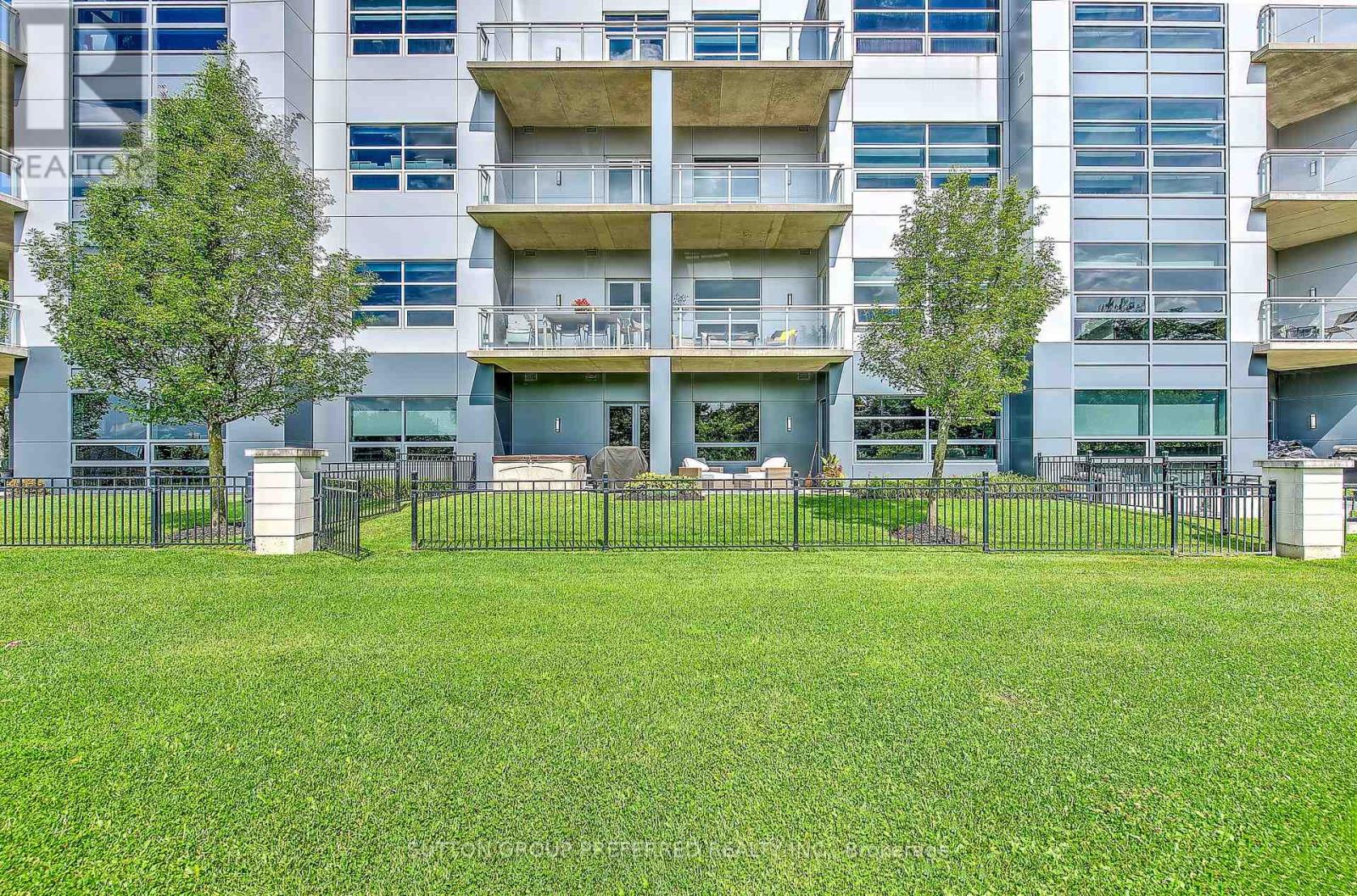 102 - 1705 Fiddlehead Place, London North, Ontario  N6G 5M6 - Photo 37 - X12393663