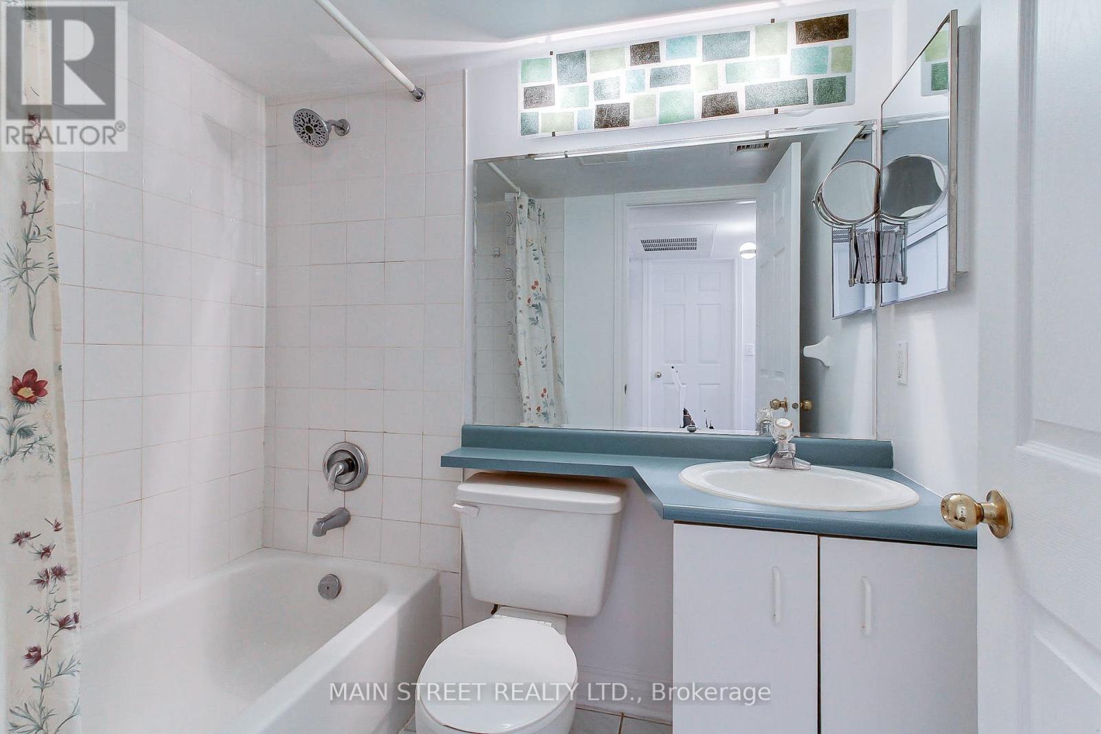 25 - 108 Redpath Avenue, Toronto, Ontario  M4S 2J7 - Photo 14 - C12430852