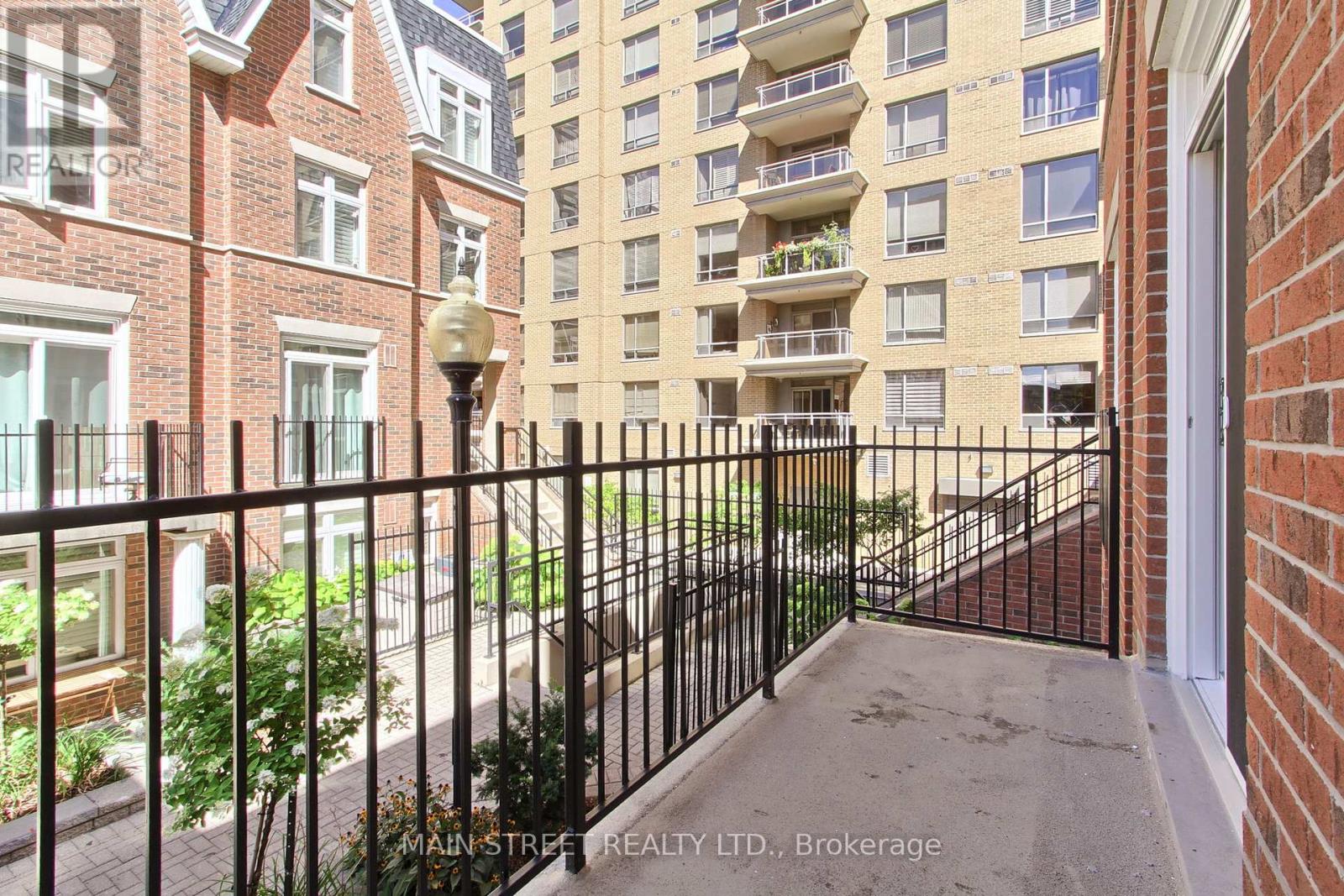 25 - 108 Redpath Avenue, Toronto, Ontario  M4S 2J7 - Photo 7 - C12430852