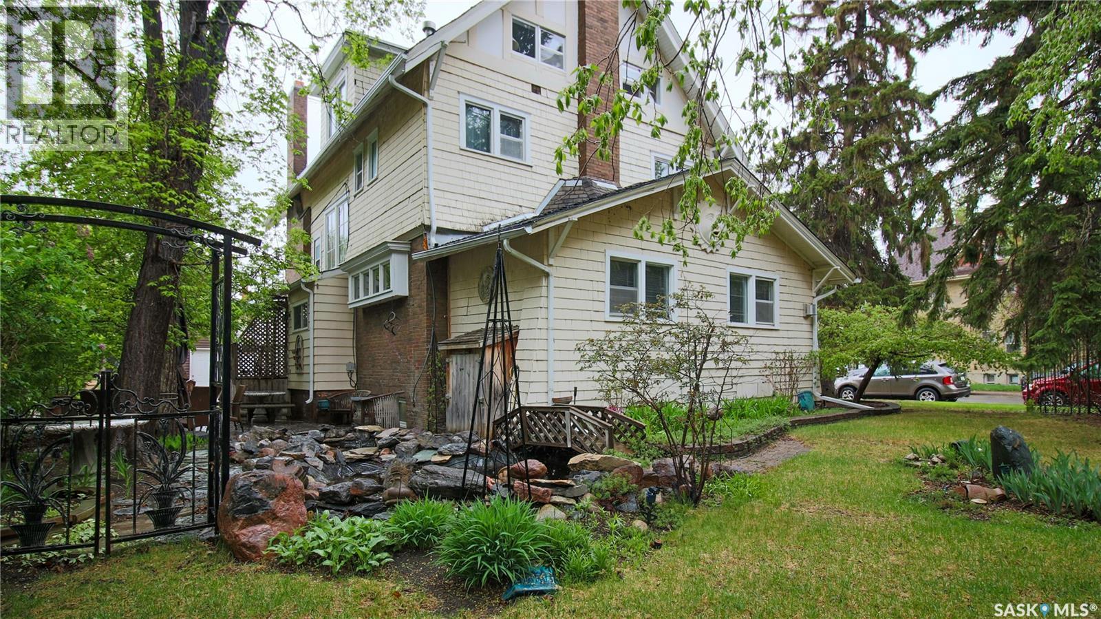 2301 15th Avenue, Regina, Saskatchewan  S4P 1A3 - Photo 3 - SK007315