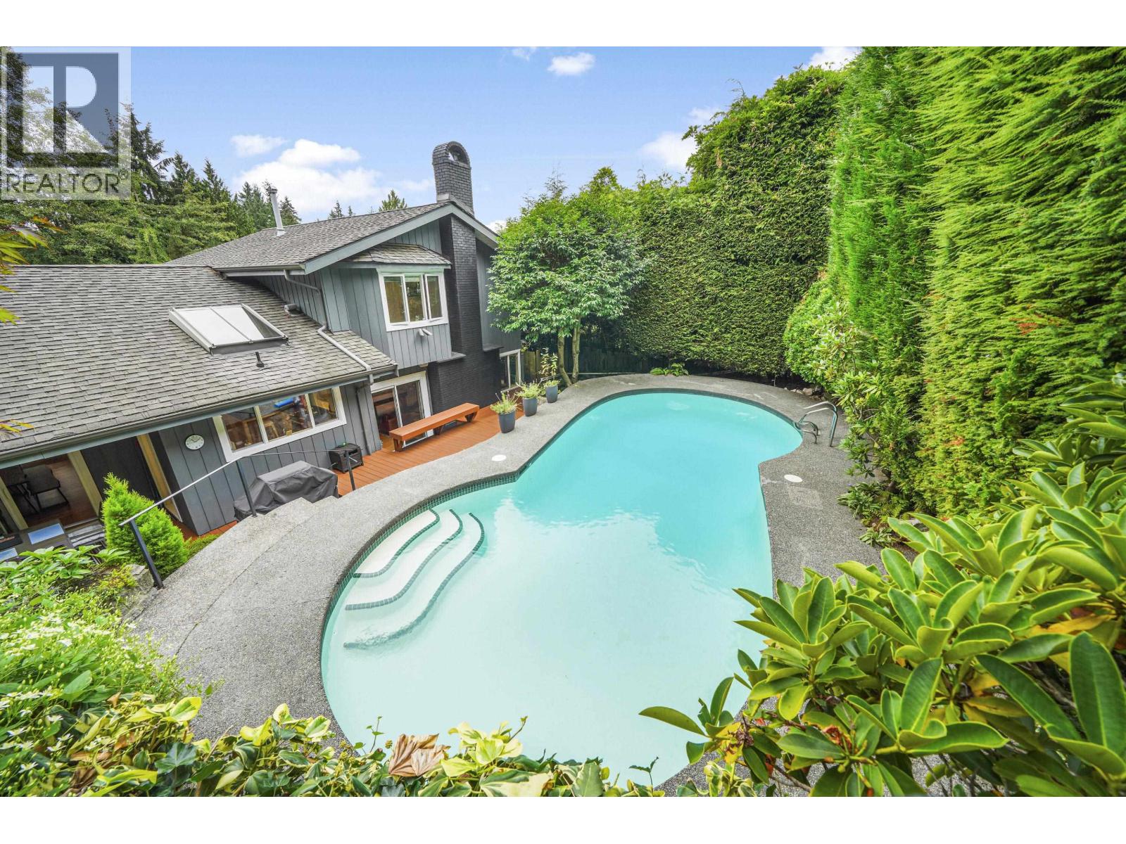 5154 RANGER AVENUE, North Vancouver, British Columbia