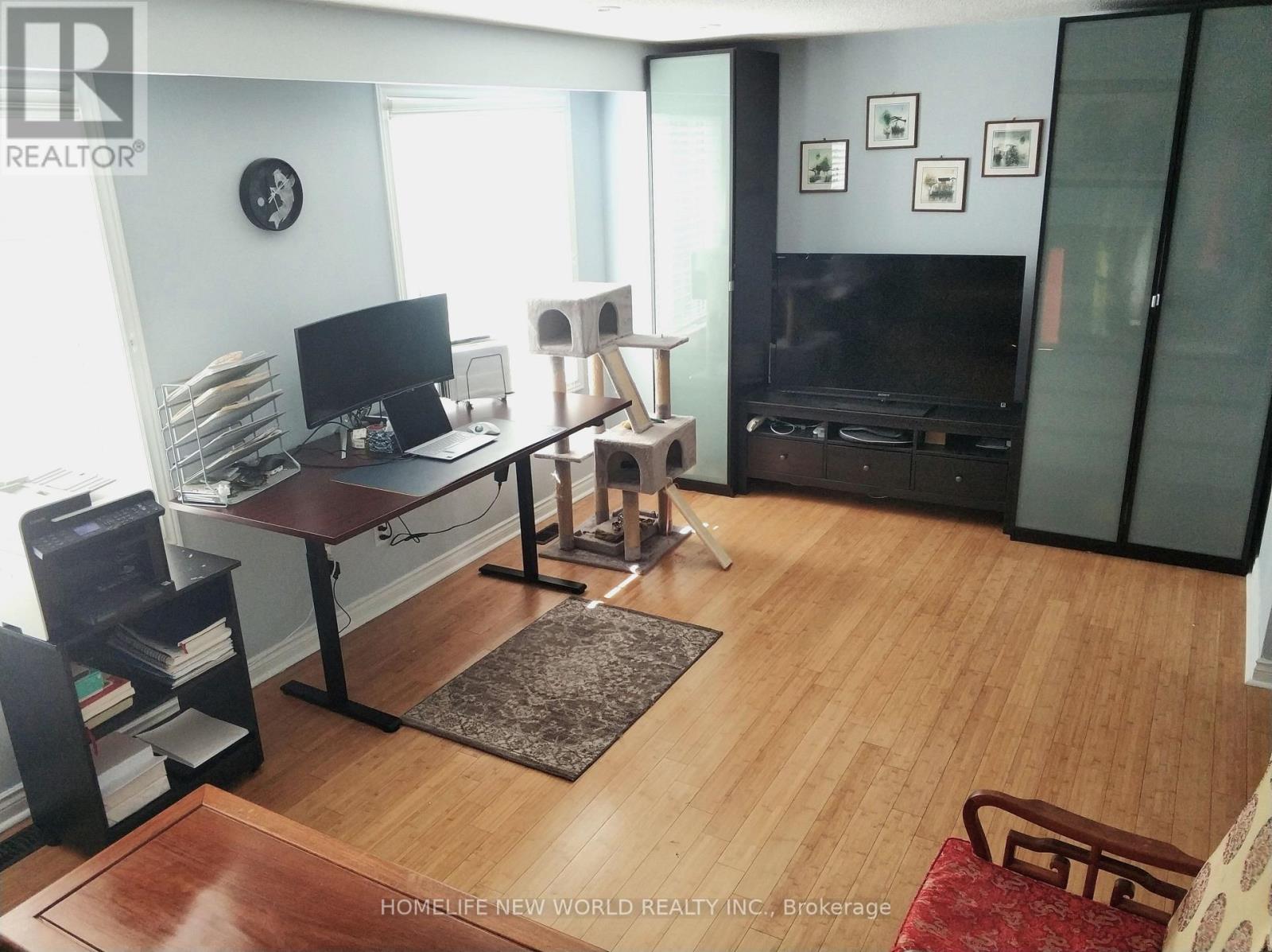 257 Cherokee Boulevard, Toronto, Ontario  M2H 2J9 - Photo 5 - C12417888