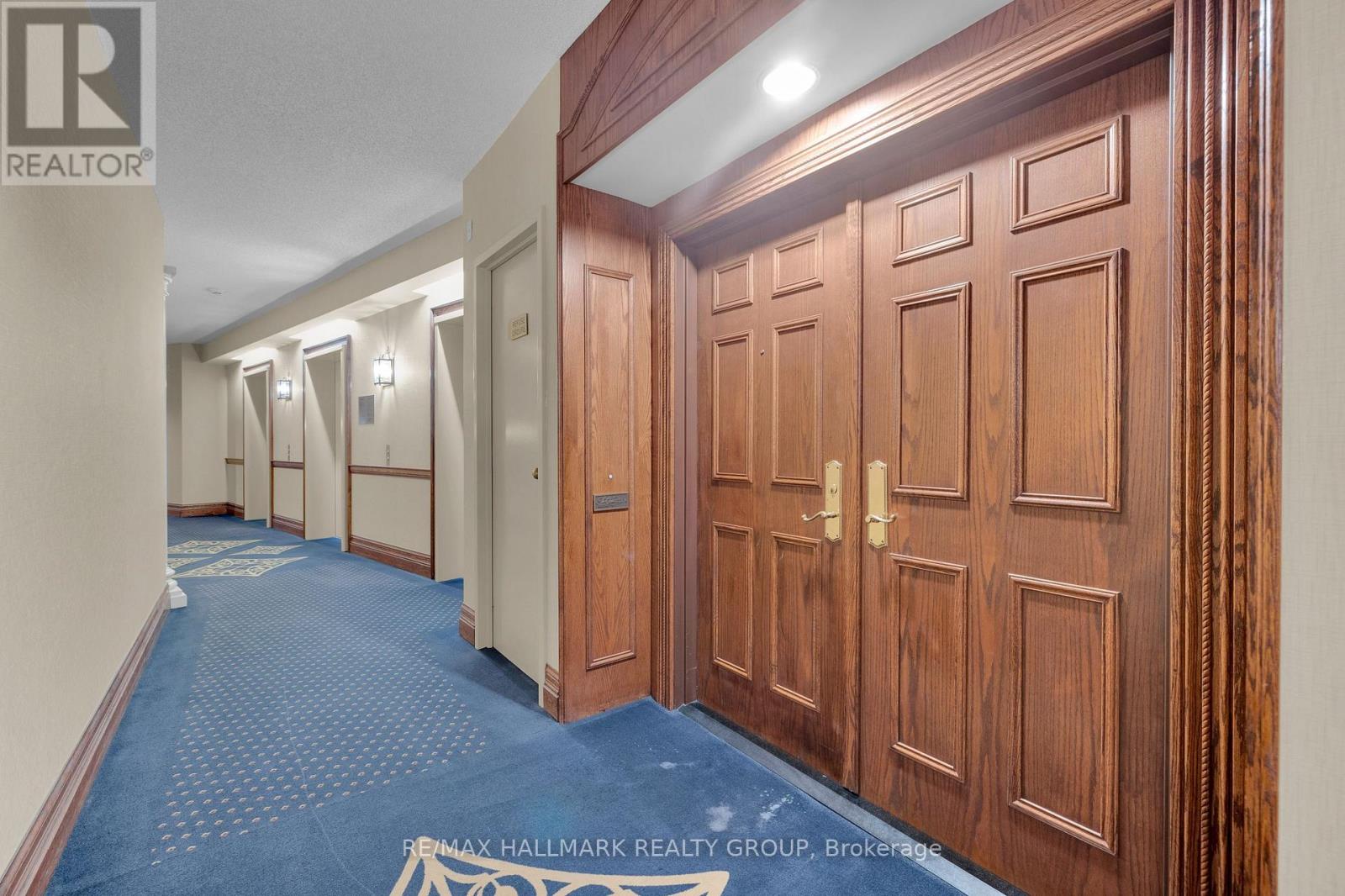 2204 - 1480 Riverside Drive, Ottawa, Ontario  K1G 5H2 - Photo 4 - X12430861