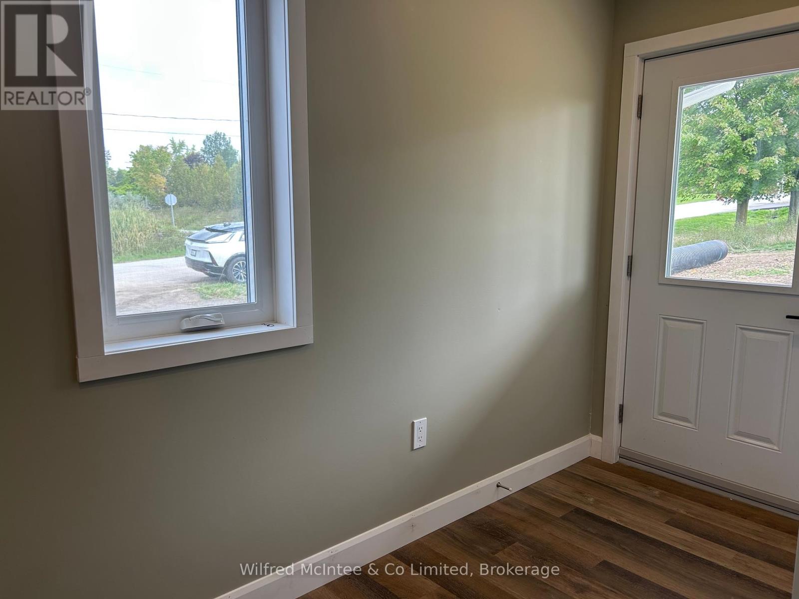 Unit 2 - 187 Balaklava Street, Arran-Elderslie, Ontario  N0G 2N0 - Photo 17 - X11949260